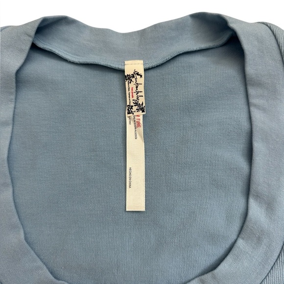NWT Free People Intimately Light Blue Long Sleeve Shirt M - Picture 3 of 9